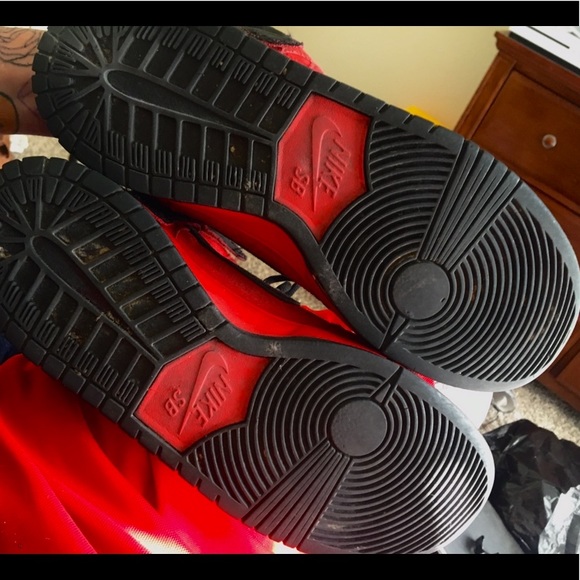 Nike Dunk SB High Red Devil - Picture 6 of 6